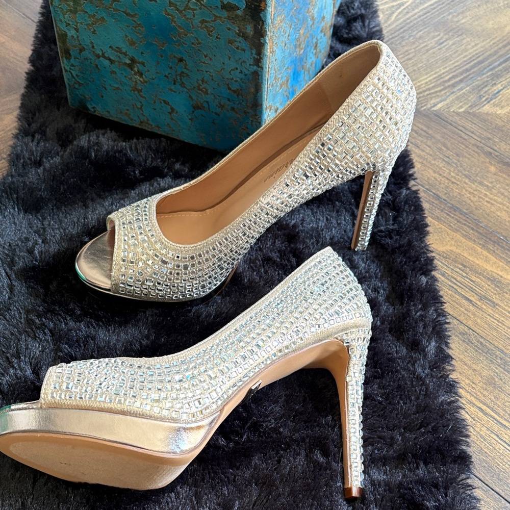 Lauren Lorraine Candie Open Toe Pump NIB Size 8 1/2